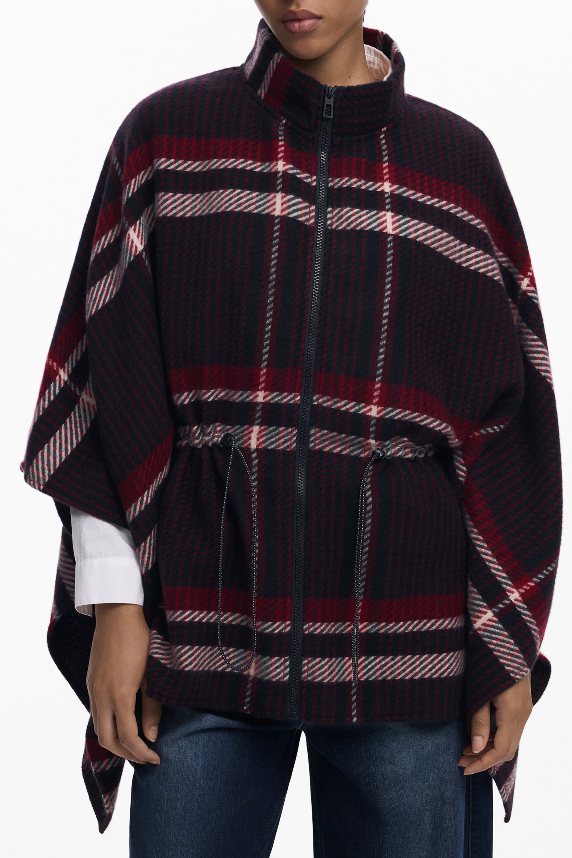 DESIGUAL Poncho Damen Schwarz – Aldama-Karos Design mit Reißverschluss | soulluna.de Schwarz