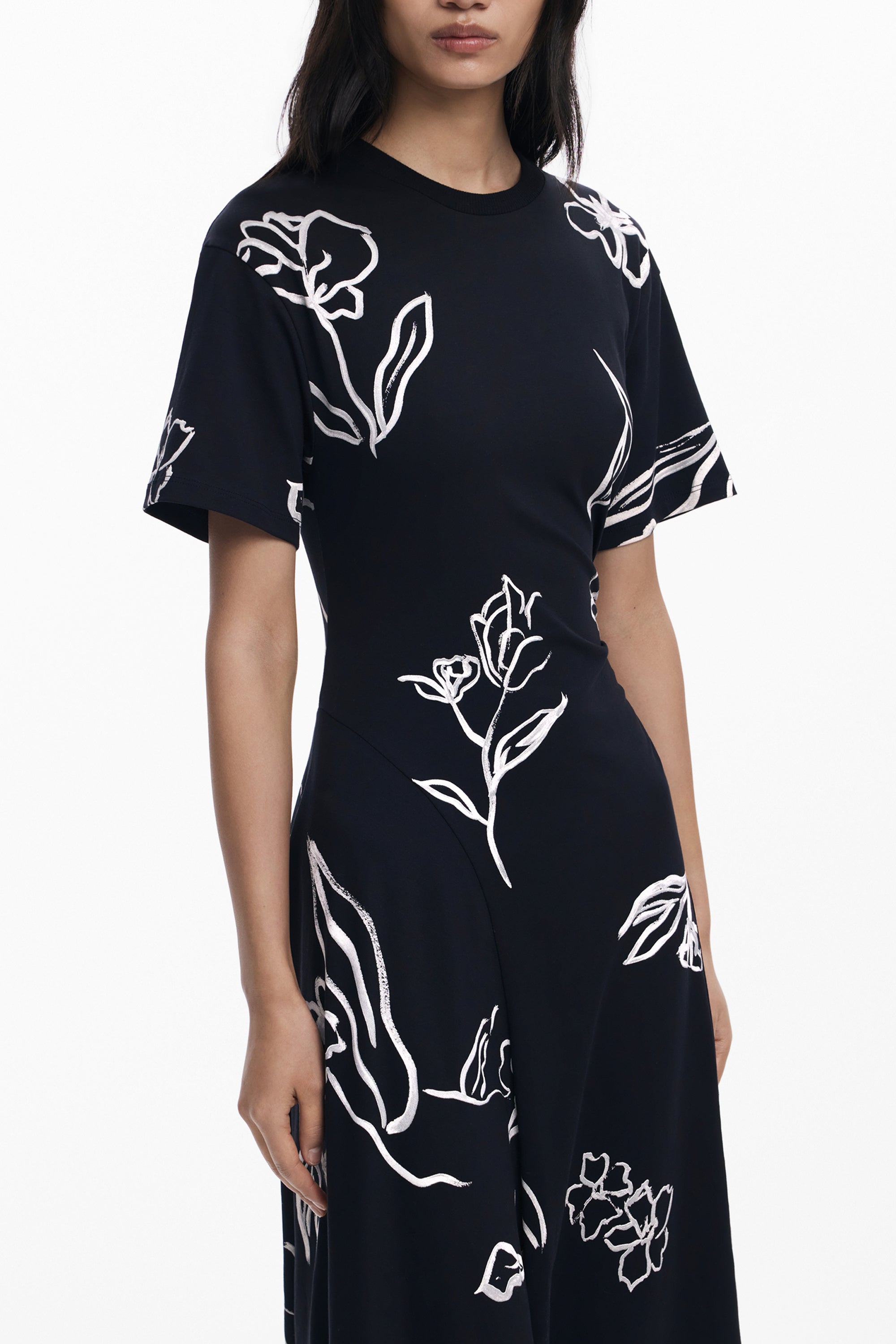 DESIGUAL LANGES SCHWARZES DAMENKLEID Hauptbild