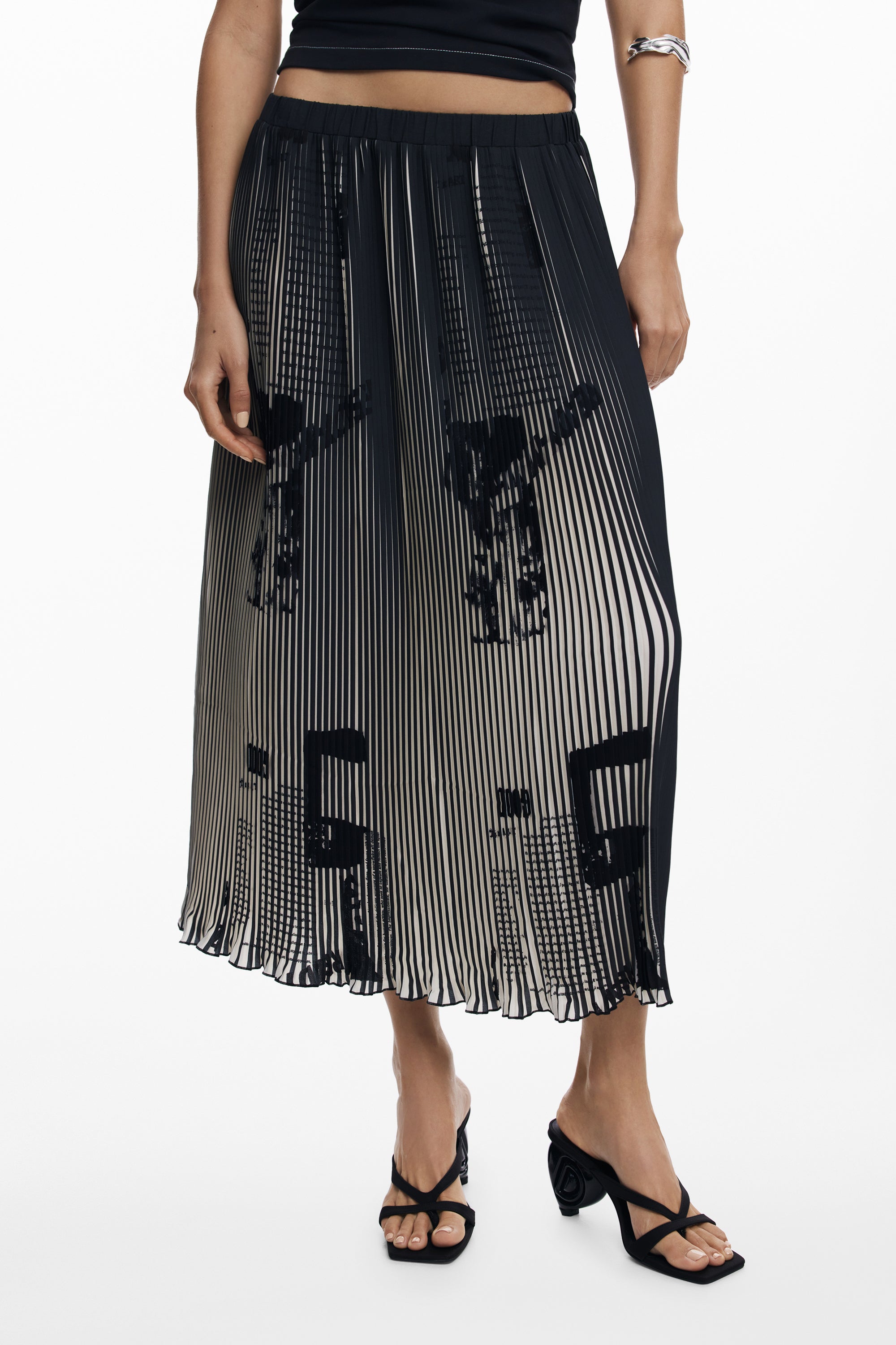 DESIGUAL Langer Rock Damen – Plissiert mit elastischem Bund | Schwarz Schwarz
