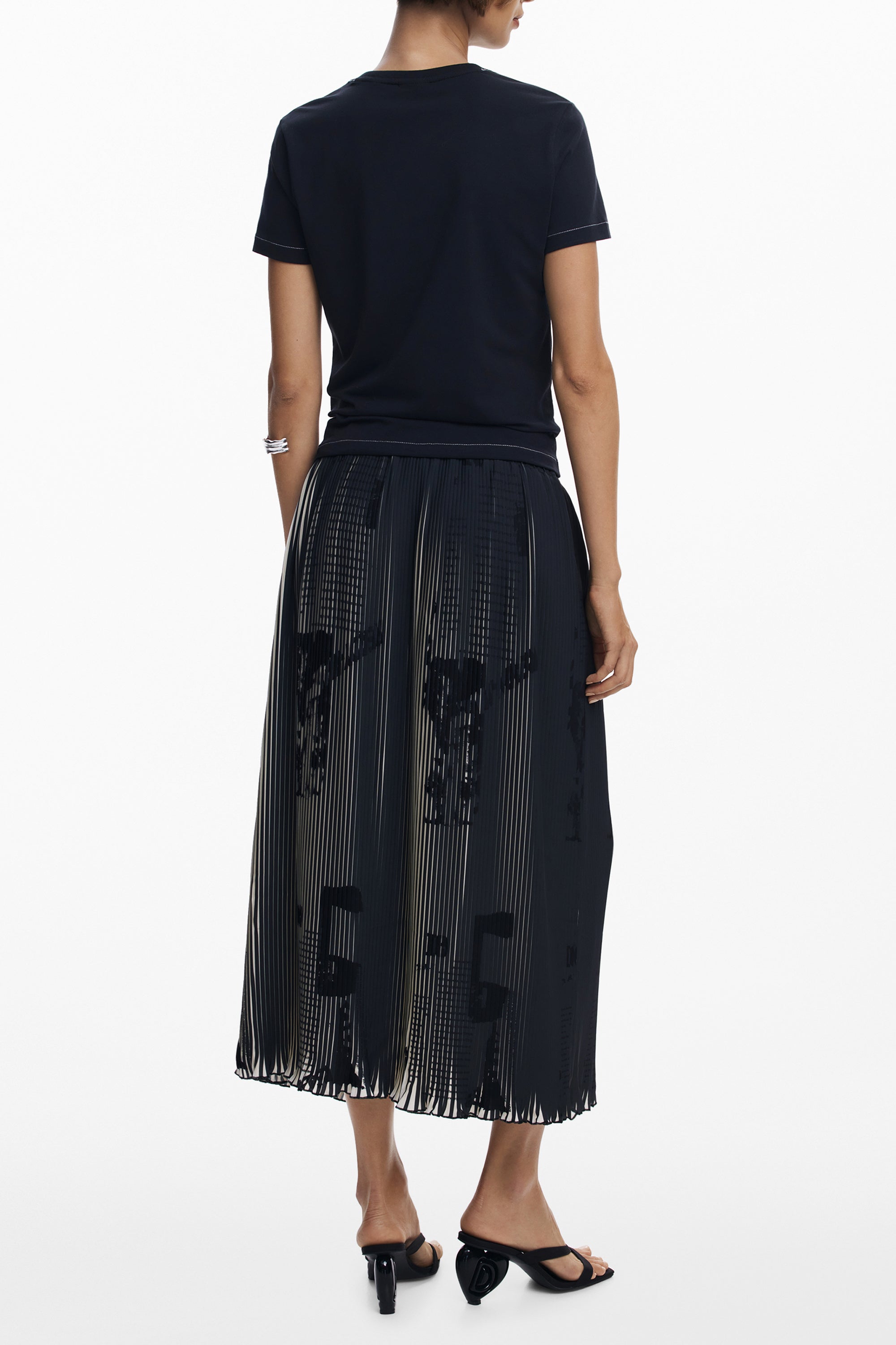 DESIGUAL Langer Rock Damen – Plissiert mit elastischem Bund | Schwarz Schwarz