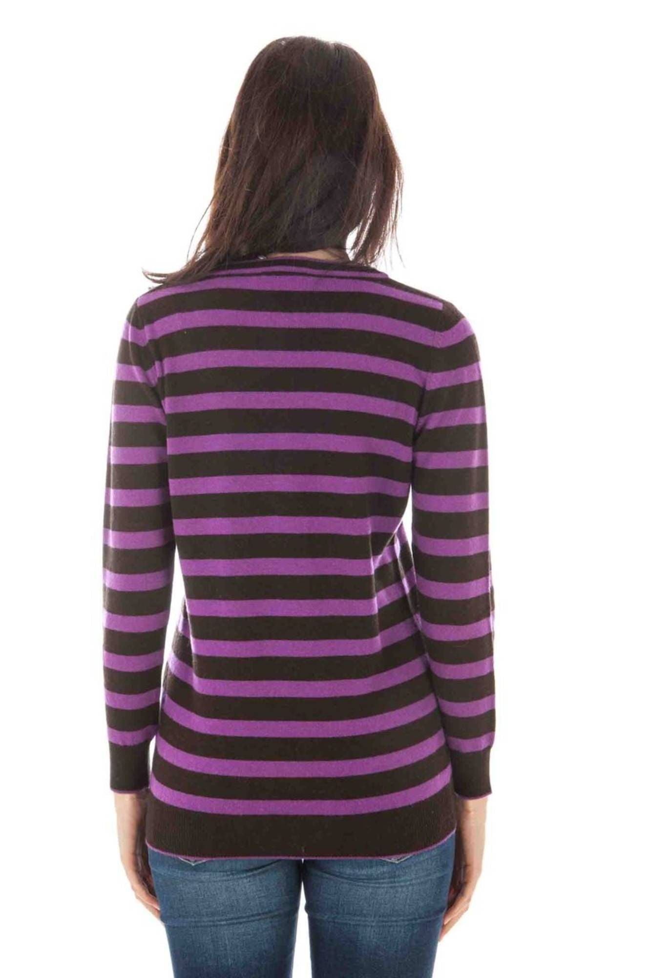 Fred Perry Damenpullover schwarz – V-Ausschnitt aus Wolle & Kaschmir | Herbst/Winter Violett