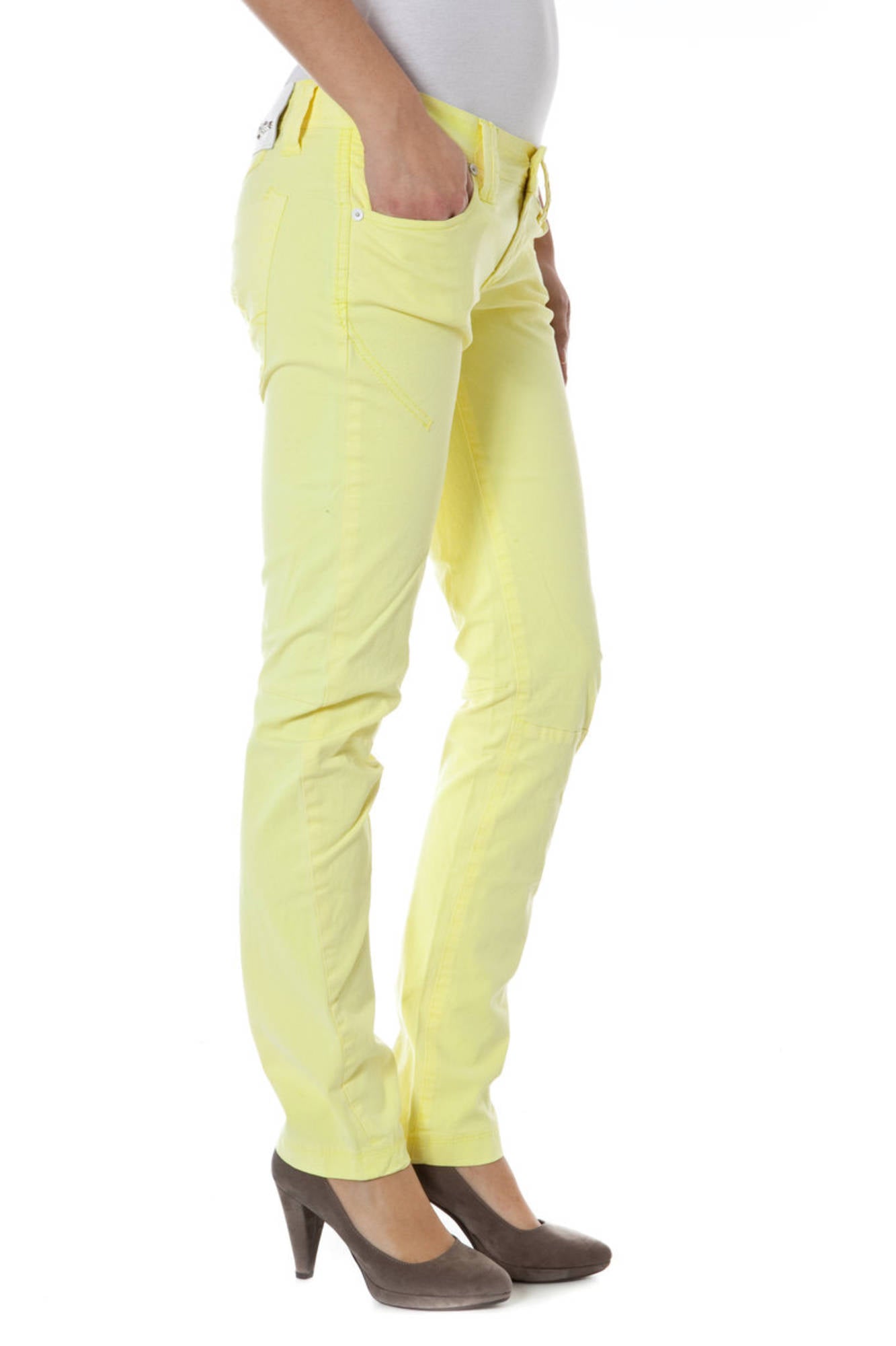 ZUELEMENTS Gelbe Damenhose – 6-Pocket Design mit schmaler Beinform | soulluna.de Gelb